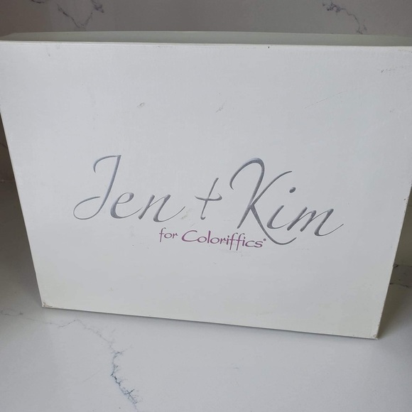 Jen+Kim. Satin material. NWB high heels shoes. Dust bag - Picture 6 of 9